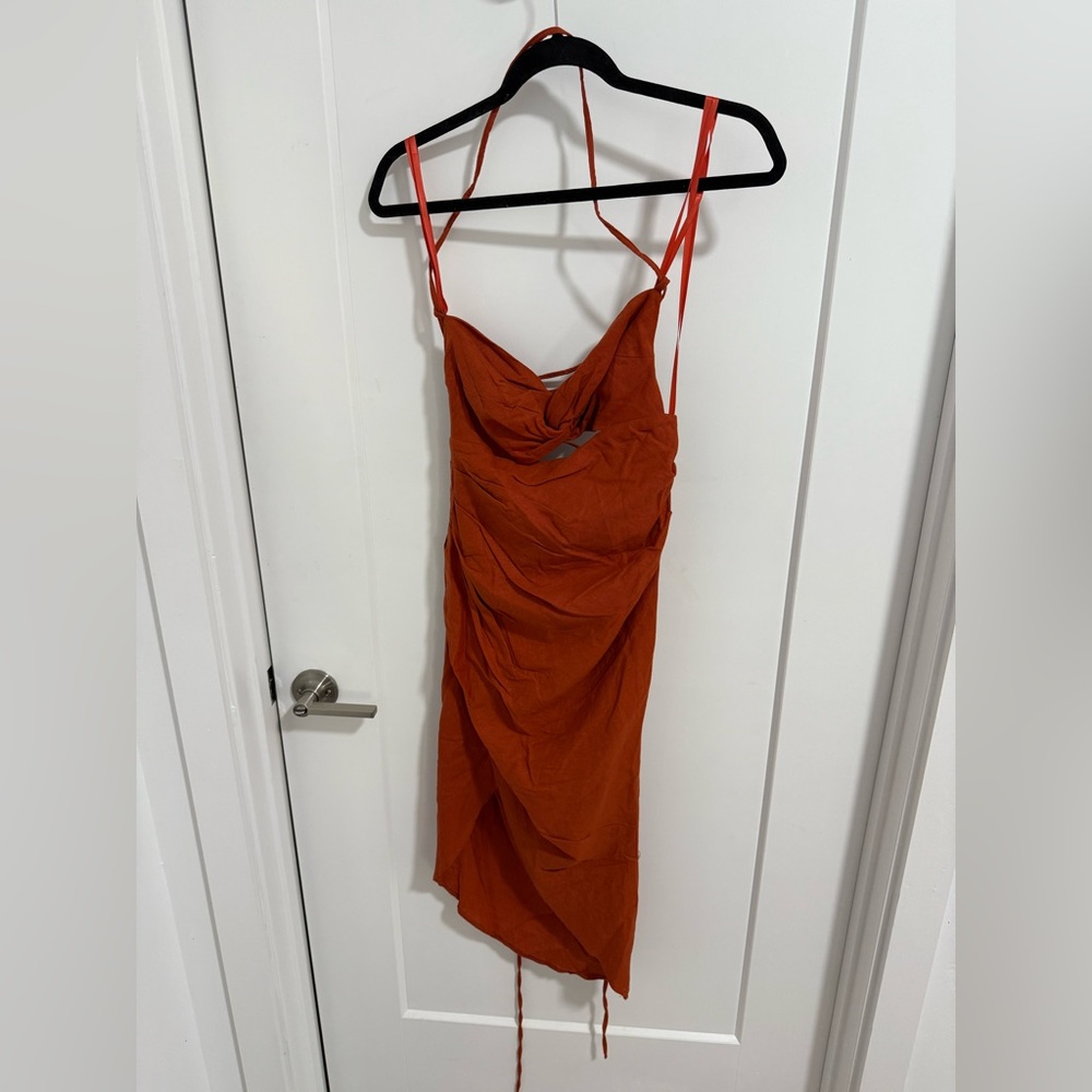 ASOS DESIGN Rust Linen Blend Bandeau Twist Front Draped Midi Dress US 2 - Picture 5 of 11